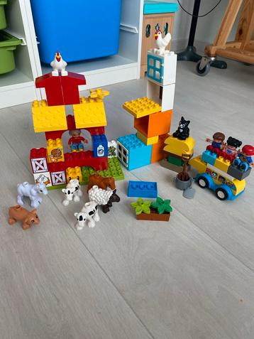 Leuke Duplo set met boerderij en bus! beschikbaar voor biedingen