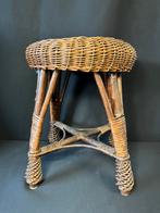 Leuke vintage rotan kruk Boho, Huis en Inrichting, Krukjes, Ophalen of Verzenden, ?, ?, ?