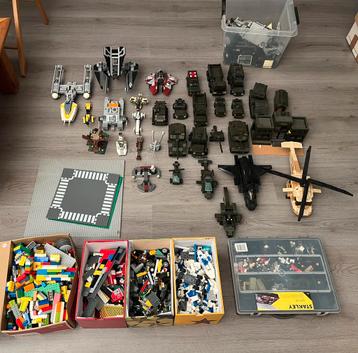 Grote Lego Collectie (Star Wars, City en een leuk B-Merk) beschikbaar voor biedingen