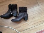 Laarsjes leer/suede maat 39 slechts 1x gedragen (binnen), Kleding | Dames, Schoenen, Medicus, Bruin, Lage of Enkellaarzen, Ophalen of Verzenden