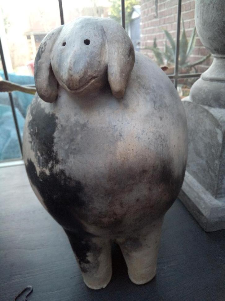 SCULPTUUR <> Stenen SCHAAP <> RAKU Keramiek <> H. 25 cm., Antiek en Kunst, Kunst | Beelden en Houtsnijwerken, Ophalen of Verzenden