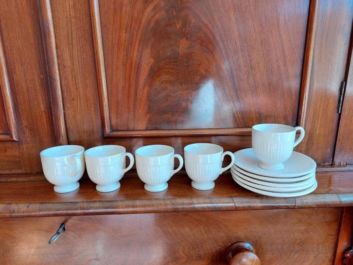5 Wedgwood Edme espresso kop-en schotels NIEUW per stuk voor, Antiek en Kunst, Antiek | Servies los, Ophalen of Verzenden