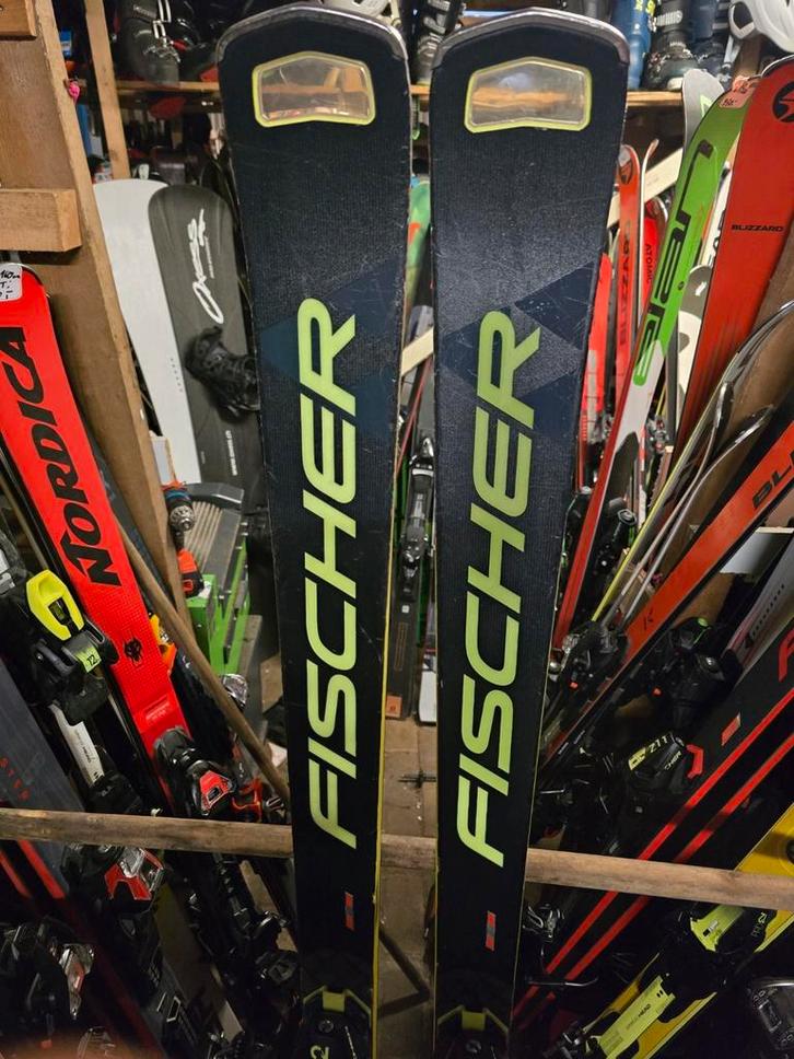 175cm FISCHER RC4 RC, Sport en Fitness, Skiën en Langlaufen, Zo goed als nieuw, Ski's, Skiën, Fischer, 160 tot 180 cm, Ophalen of Verzenden