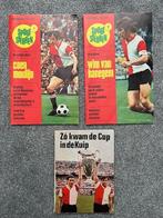 3x oude Feijenoord voetbalboekjes Coen Moulijn Wim v Hanegem, Verzenden, Gebruikt, Feyenoord, Boek of Tijdschrift