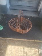 Rustieke metalen mand met handvat, Overige materialen, Gebruikt, Mand, Ophalen of Verzenden