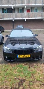 BMW 5-Serie 4.4IX 550 2011 Zwart, Auto's, BMW, Automaat, 8 cilinders, 2000 kg, 4395 cc