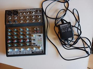 Behringer XENYX 802 mixer beschikbaar voor biedingen