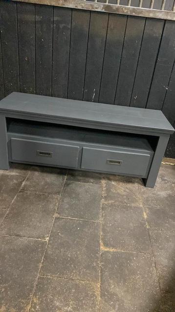 Tv kast, 1.30 x 40.5