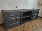 Stoere kast tv meubel, Huis en Inrichting, Kasten | Dressoirs, Met deur(en), 150 tot 200 cm, Ophalen of Verzenden, Metaal