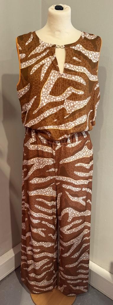 Prachtige 3 delige set van MARCCAIN (6=44), Kleding | Dames, Broeken en Pantalons, Zo goed als nieuw, Maat 42/44 (L), Bruin, Lang