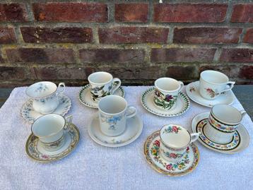 Vintage Kop en Schotels - Bloemmotieven (7 stuks) beschikbaar voor biedingen