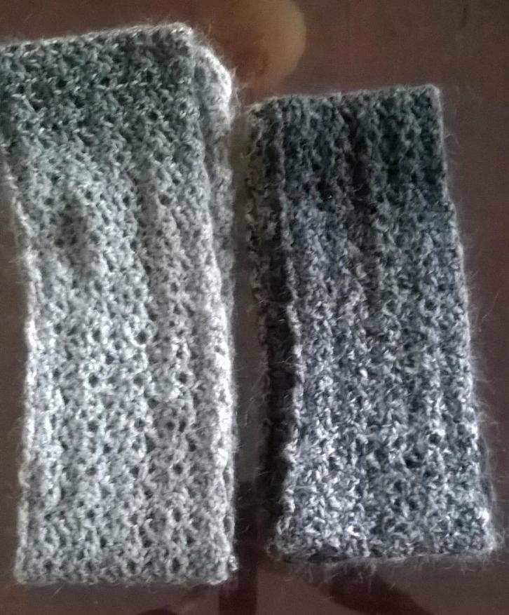 Sjaals, NIEUW!, Kleding | Dames, Mutsen, Sjaals en Handschoenen, Nieuw, Sjaal, Maat 42/44 (L), Ophalen of Verzenden