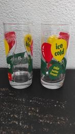 Vintage drinkglazen Coca Cola 2x, Huis en Inrichting, Keuken | Servies, Glas, Overige stijlen, Glas of Glazen, Ophalen of Verzenden