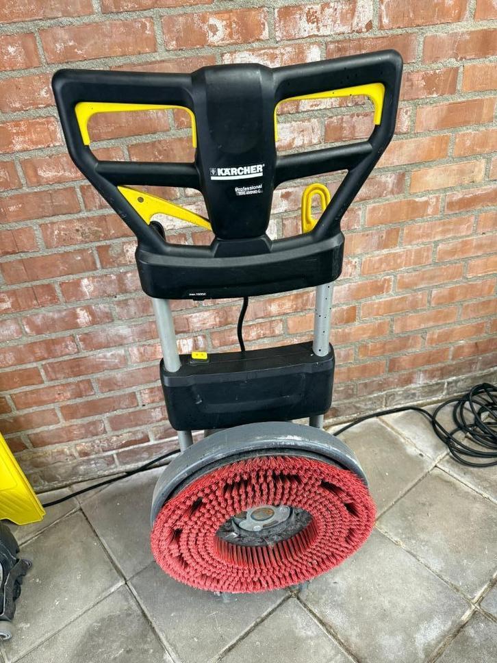 Karcher BDS 43 Duo C eenschijfmachine schrobmachine, Doe-het-zelf en Verbouw, Reinigingsmachines, Zo goed als nieuw, Schrobmachine