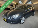 Volvo V60 1.6 T3 Momentum, Auto's, Voorwielaandrijving, 15 km/l, 4 cilinders, Origineel Nederlands