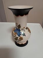 BLOEMEN VAAS, Gebruikt, Overige kleuren, Aardewerk of Porselein, Ophalen of Verzenden