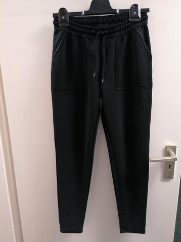 Nette zwarte broek Only 158 voor 1 euro iets pillig  beschikbaar voor biedingen