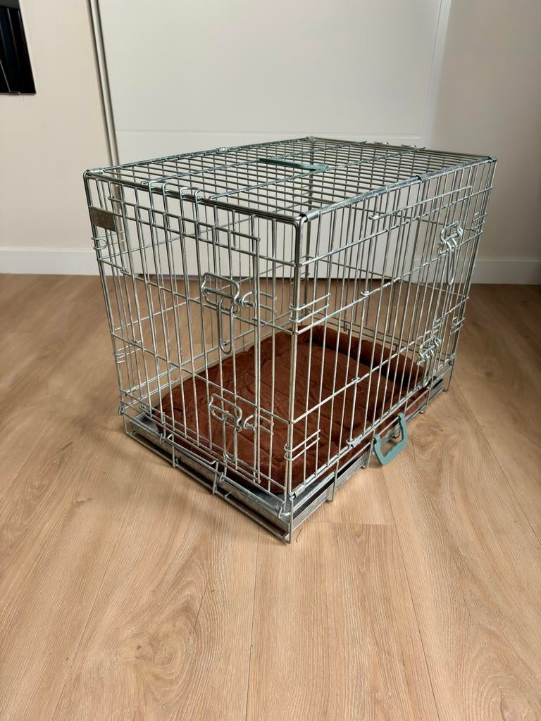 HONDENBENCH PREMIUM 2-DEURS VERZINKT 60 x 43 x 52 CM, Ophalen, Gebruikt