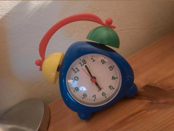 Retro vintage Quartz kinder wekker., Witgoed en Apparatuur, Wekkers, Gebruikt, Ophalen of Verzenden