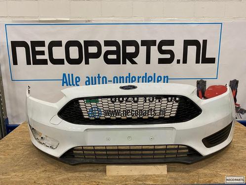 FORD FOCUS MK3 BUMPER VOORBUMPER ALLES LEVERBAAR !!!, Auto-onderdelen, Carrosserie en Plaatwerk, Bumper, Ford, Voor, Gebruikt