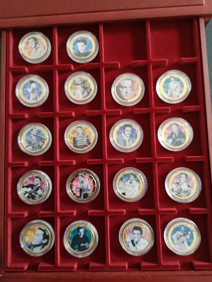 Elvis Presley 24k munt Collectie certificaat in luxe doos, Verzamelen, Muziek, Artiesten en Beroemdheden, Zo goed als nieuw, Overige typen