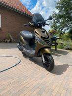 Piaggio zip 4t 50cc, Fietsen en Brommers, Scooters | Piaggio, Ophalen, Maximaal 45 km/u, Zip, Zo goed als nieuw