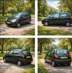 Zwarte Chevrolet Matiz, Ophalen