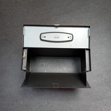 Twinlock Personal File Vintage archief kist beschikbaar voor biedingen