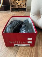 Botticelli Limited maat 39, Ophalen, Zo goed als nieuw, Sneakers of Gympen