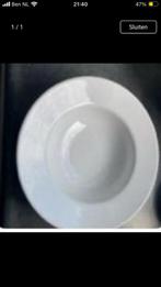 Grote diepe borden (chique restuarant) soepbord, Ophalen of Verzenden, Zo goed als nieuw, Overige stijlen, Bord(en)