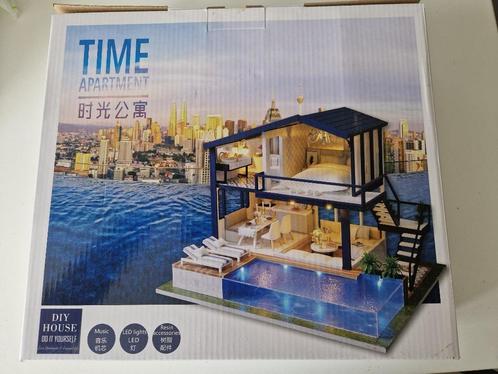 Miniatuurhuis Time Apartment, Hobby en Vrije tijd, Modelbouw | Overige, Nieuw, 1:32 tot 1:50, Ophalen of Verzenden