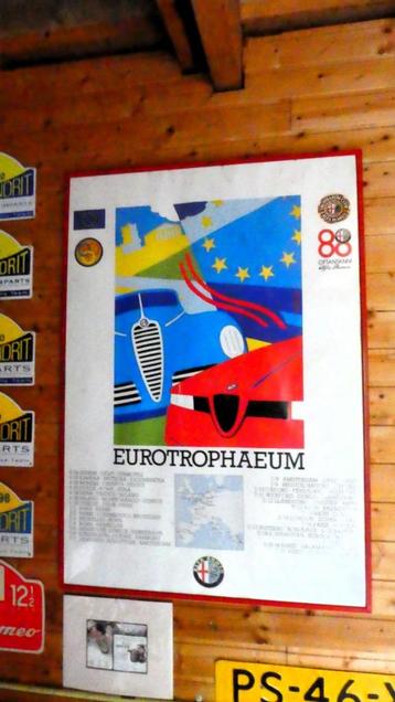 Alfa Romeo Eurotrophaeum Poster – 80 Jaar Jubileum (1990) beschikbaar voor biedingen