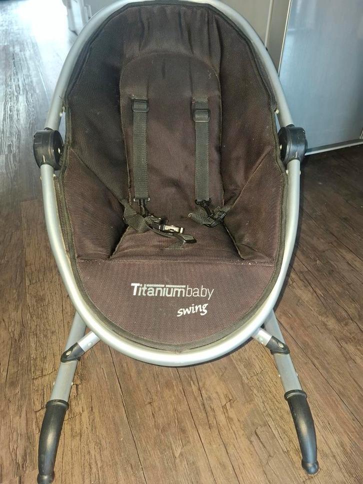 Titaniumbaby Swing Wipstoel, Kinderen en Baby's, Overige Kinderen en Baby's, Gebruikt, Ophalen