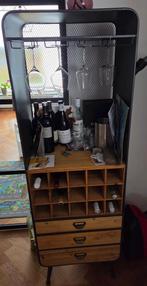 Dutchbone vino wijnkast, Ophalen, 15 tot 25 flessen, Zo goed als nieuw, Metaal