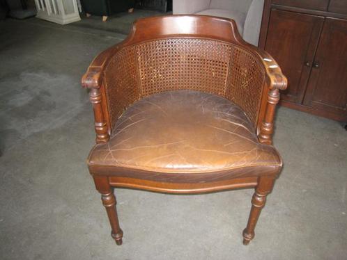 Antiek stijl Captains Chair, Huis en Inrichting, Fauteuils, Gebruikt