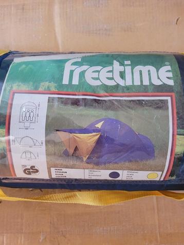 Freetime, 3 persoons koepeltent beschikbaar voor biedingen
