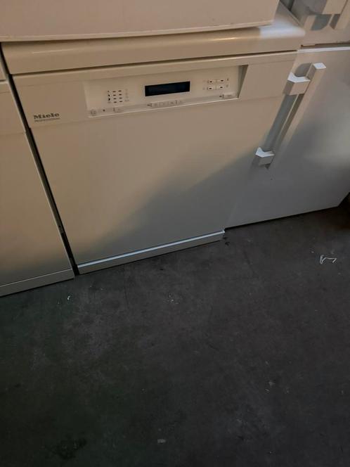 Miele vaatwasser PG8130 professioneel  vrijstaand A++ gebrui, Witgoed en Apparatuur, Vaatwasmachines, Zo goed als nieuw, Vrijstaand