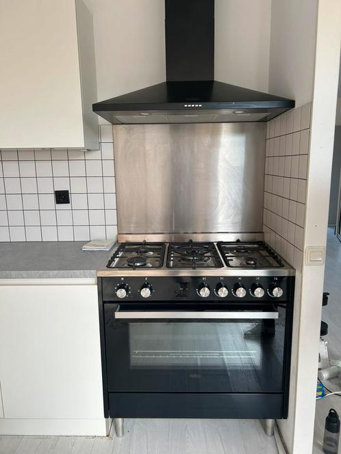 Belling gasfornuis +oven kookplaat.5 pits. 8-11 mei afhalen!, Witgoed en Apparatuur, Fornuizen, Zo goed als nieuw, Vrijstaand