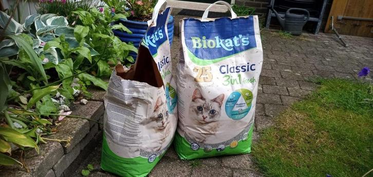 Kattengrit / kattenbakvulling - 18L + een beetje, Dieren en Toebehoren, Kattenbakken, Zo goed als nieuw, Gesloten, Ophalen