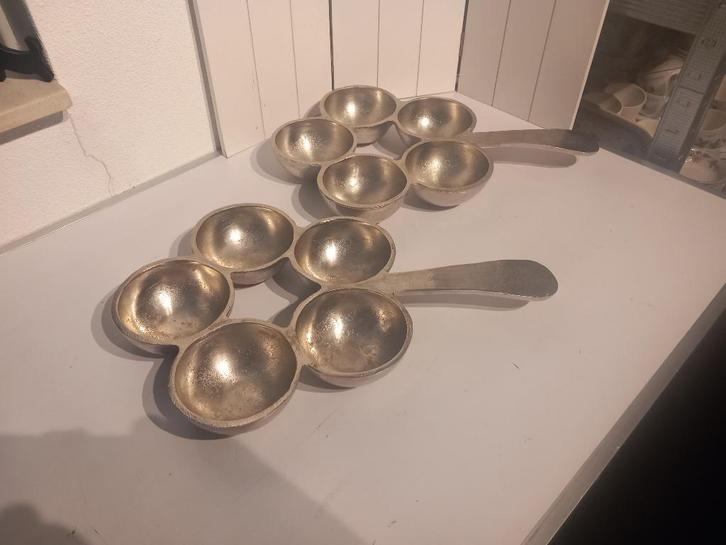 Riviera Maison RVS serveer schalen, Huis en Inrichting, Keuken | Keukenbenodigdheden, Zo goed als nieuw, Ophalen of Verzenden