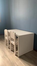 kinderbureau met 2 stoeltjes, Kinderen en Baby's, Kinderkamer | Tafels en Stoelen, Ophalen, Zo goed als nieuw, Tafel(s) en Stoel(en)