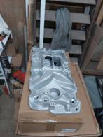 Small block chevy SBC 1955-1986 Intake manifold, inlaatsprui, Ophalen, Nieuw