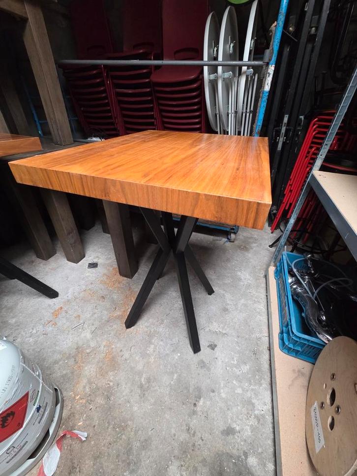 4x Halfhoge Hangtafel - Ideaal voor Bars & Restaurants, Huis en Inrichting, Tafels | Statafels, Ophalen