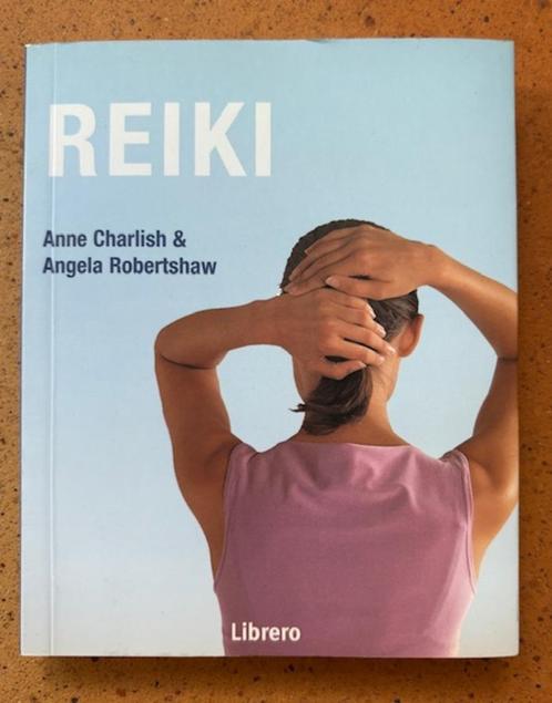 Anne Charlish & Angela Robertshaw - Reiki, Boeken, Esoterie en Spiritualiteit, Zo goed als nieuw, Overige onderwerpen, Ophalen of Verzenden