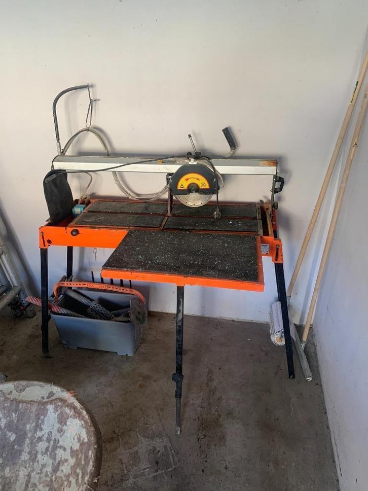 Tegelzaag Brugzaag Carat Battipav VIP290 waterzaag tafel, Doe-het-zelf en Verbouw, Gereedschap | Handgereedschap, Gebruikt, Ophalen