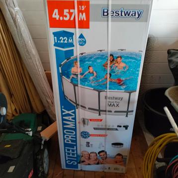 Zwembad bestway  beschikbaar voor biedingen