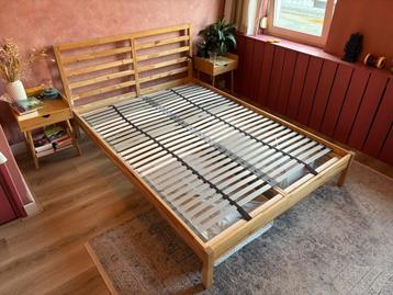 IKEA Tarva bedframe 140x200 en Lönset lattenbodems - afbeelding 2