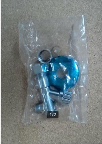 Hoekstopkraan 15 mm -> 10 mm doorvoer muurplaat geseald beschikbaar voor biedingen