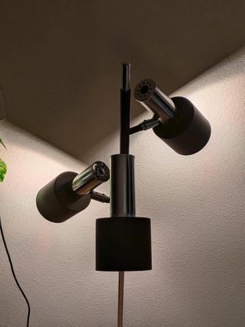 70's staande spotlight lamp. mat bruin en chroom staal beschikbaar voor biedingen