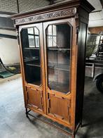 Nostalgische vitrinekast in zeer goede staat, Ophalen, 100 tot 150 cm, Zo goed als nieuw, 150 tot 200 cm